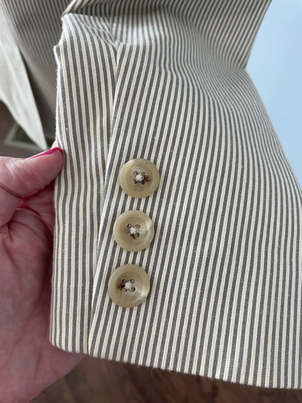 Banana Republic Cream and Kahki Pinstripe Tailored Blazer - Picture 3 of 5